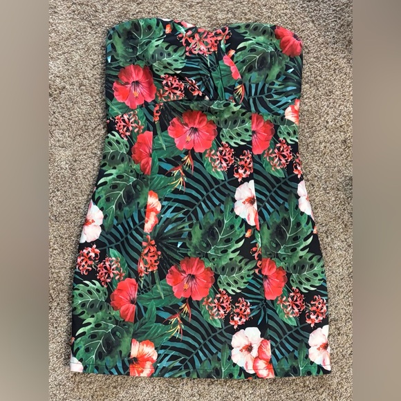 Tea n Cup Multicolor Floral Dress - Picture 1 of 3